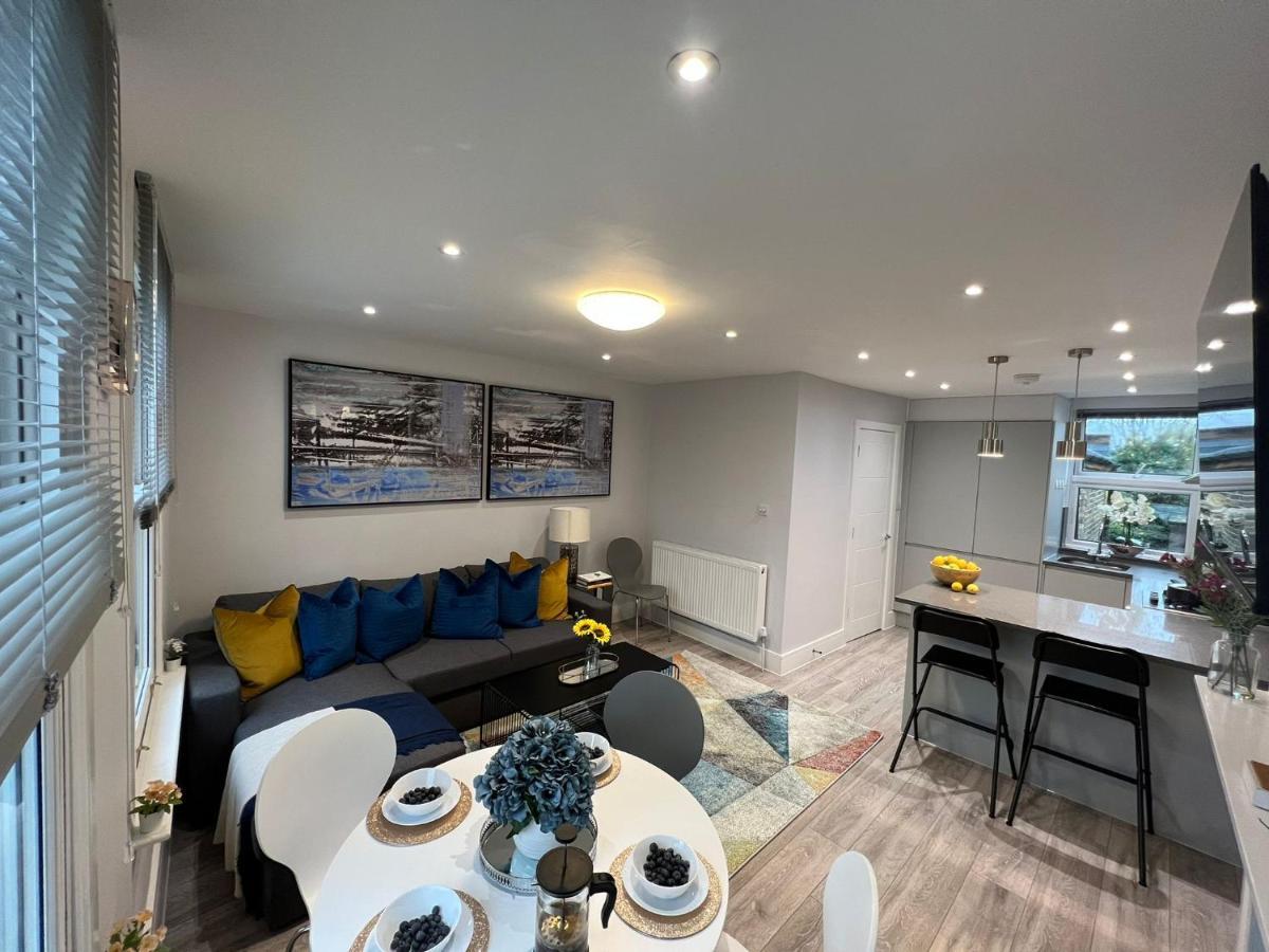 Aisiki Apartments At Stanhope Road, North Finchley, Airconditioned Multiple 2 Or 3-Bedroom, Pet-Friendly Duplex Flats, King Or Twin Beds, Airconditioned & Free Wi-Fi Kültér fotó