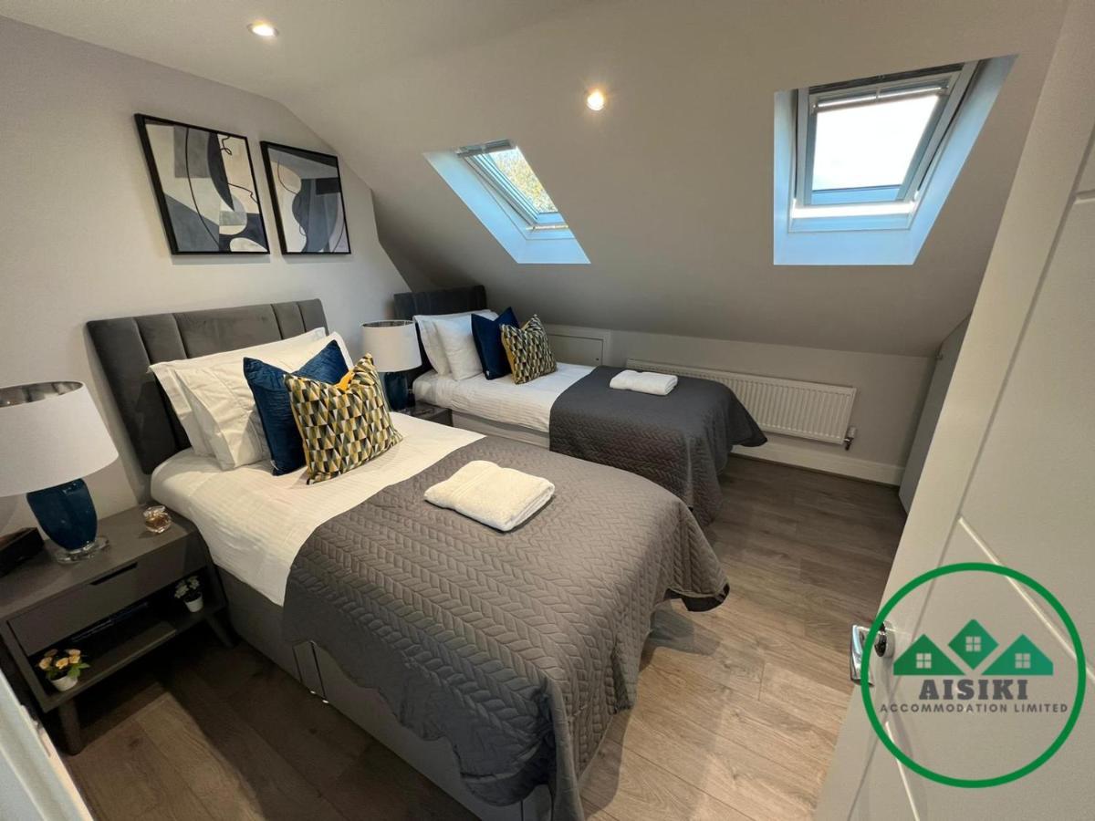 Aisiki Apartments At Stanhope Road, North Finchley, Airconditioned Multiple 2 Or 3-Bedroom, Pet-Friendly Duplex Flats, King Or Twin Beds, Airconditioned & Free Wi-Fi Kültér fotó