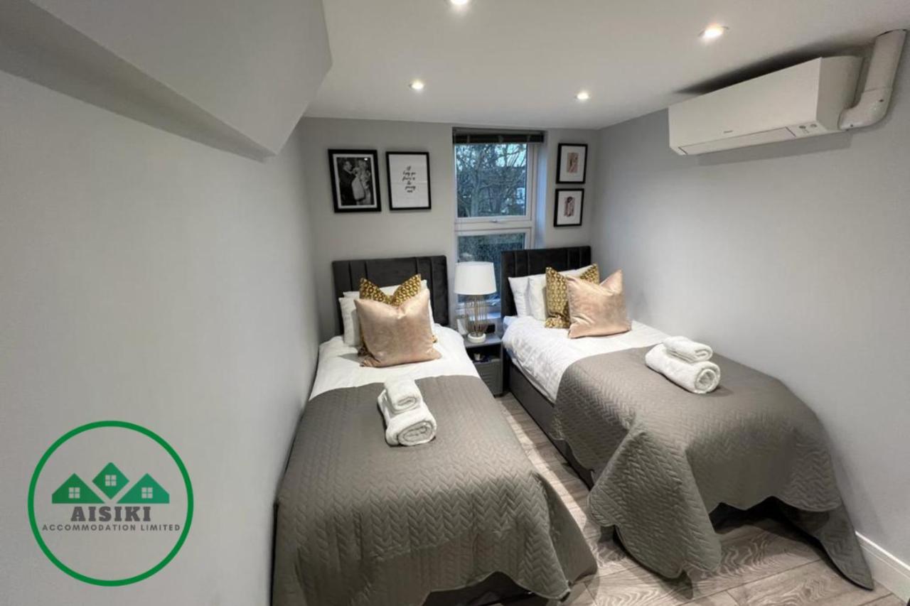 Aisiki Apartments At Stanhope Road, North Finchley, Airconditioned Multiple 2 Or 3-Bedroom, Pet-Friendly Duplex Flats, King Or Twin Beds, Airconditioned & Free Wi-Fi Kültér fotó