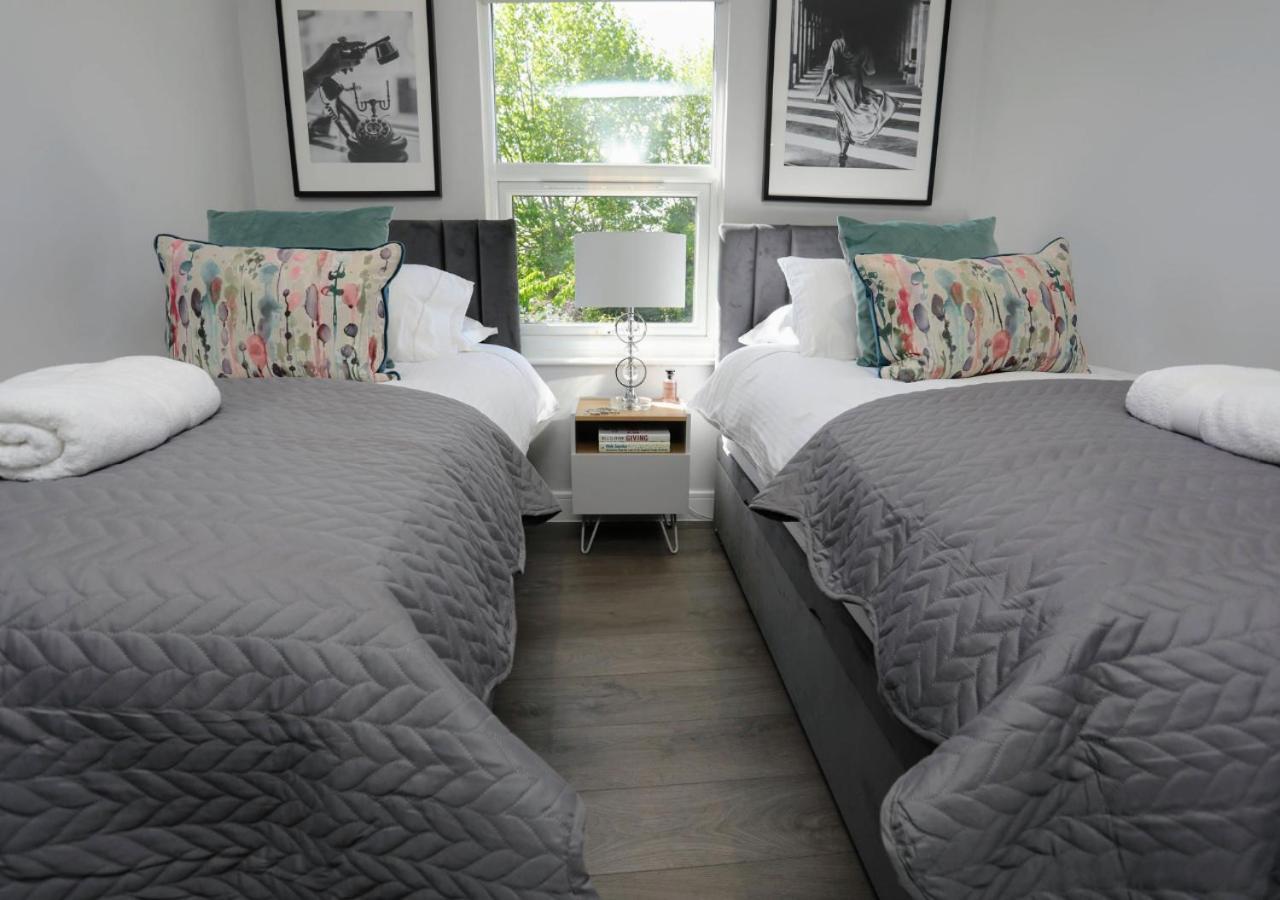 Aisiki Apartments At Stanhope Road, North Finchley, Airconditioned Multiple 2 Or 3-Bedroom, Pet-Friendly Duplex Flats, King Or Twin Beds, Airconditioned & Free Wi-Fi Kültér fotó