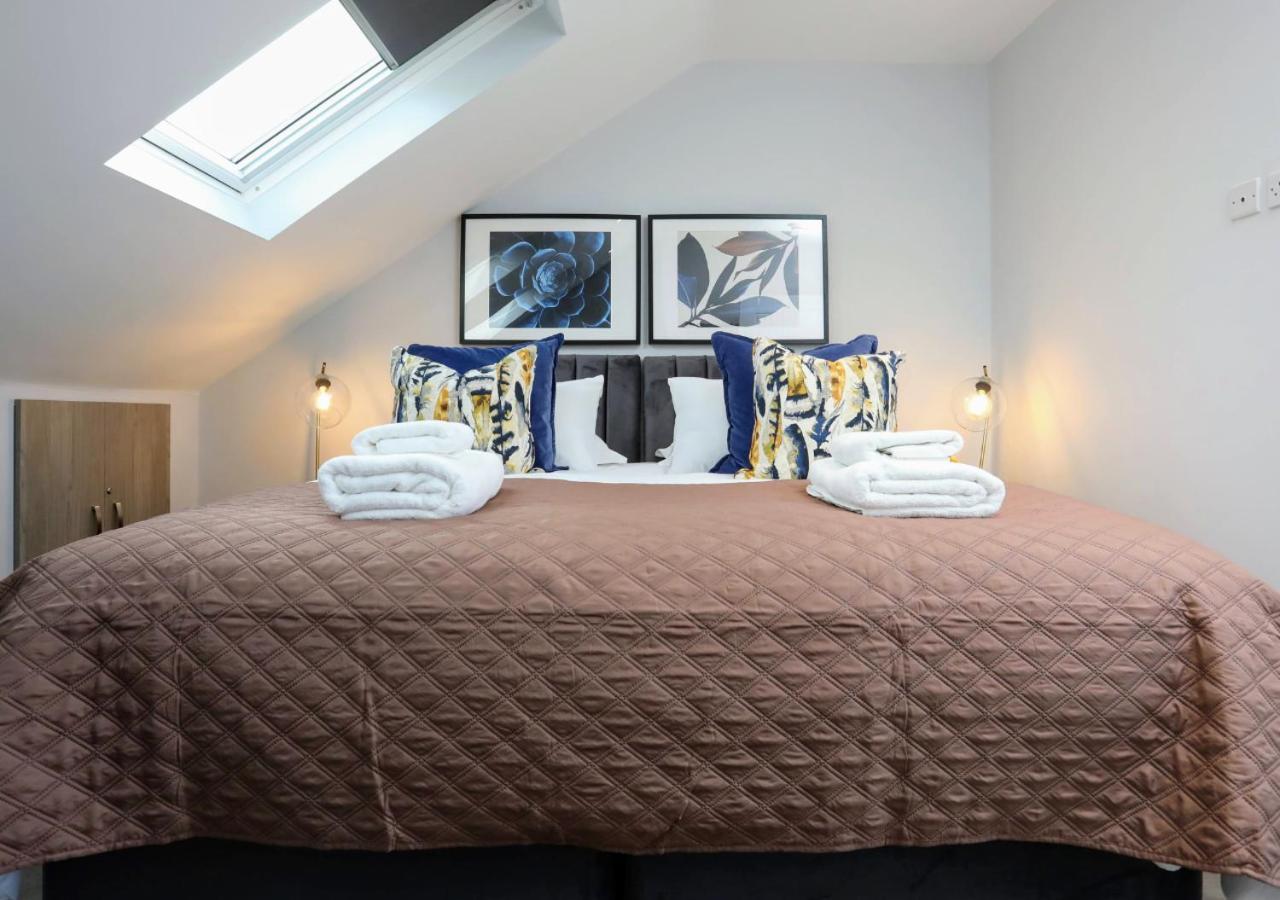 Aisiki Apartments At Stanhope Road, North Finchley, Airconditioned Multiple 2 Or 3-Bedroom, Pet-Friendly Duplex Flats, King Or Twin Beds, Airconditioned & Free Wi-Fi Kültér fotó