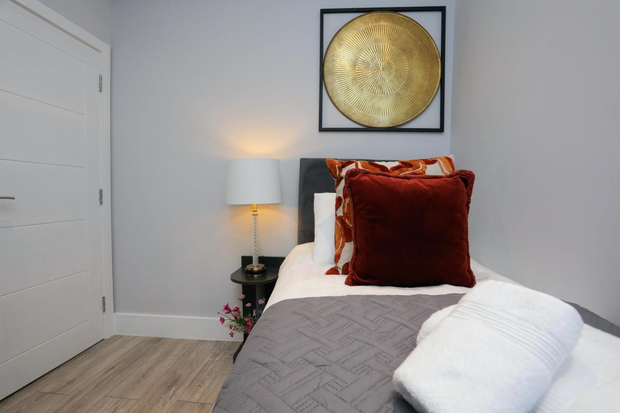 Aisiki Apartments At Stanhope Road, North Finchley, Airconditioned Multiple 2 Or 3-Bedroom, Pet-Friendly Duplex Flats, King Or Twin Beds, Airconditioned & Free Wi-Fi Kültér fotó
