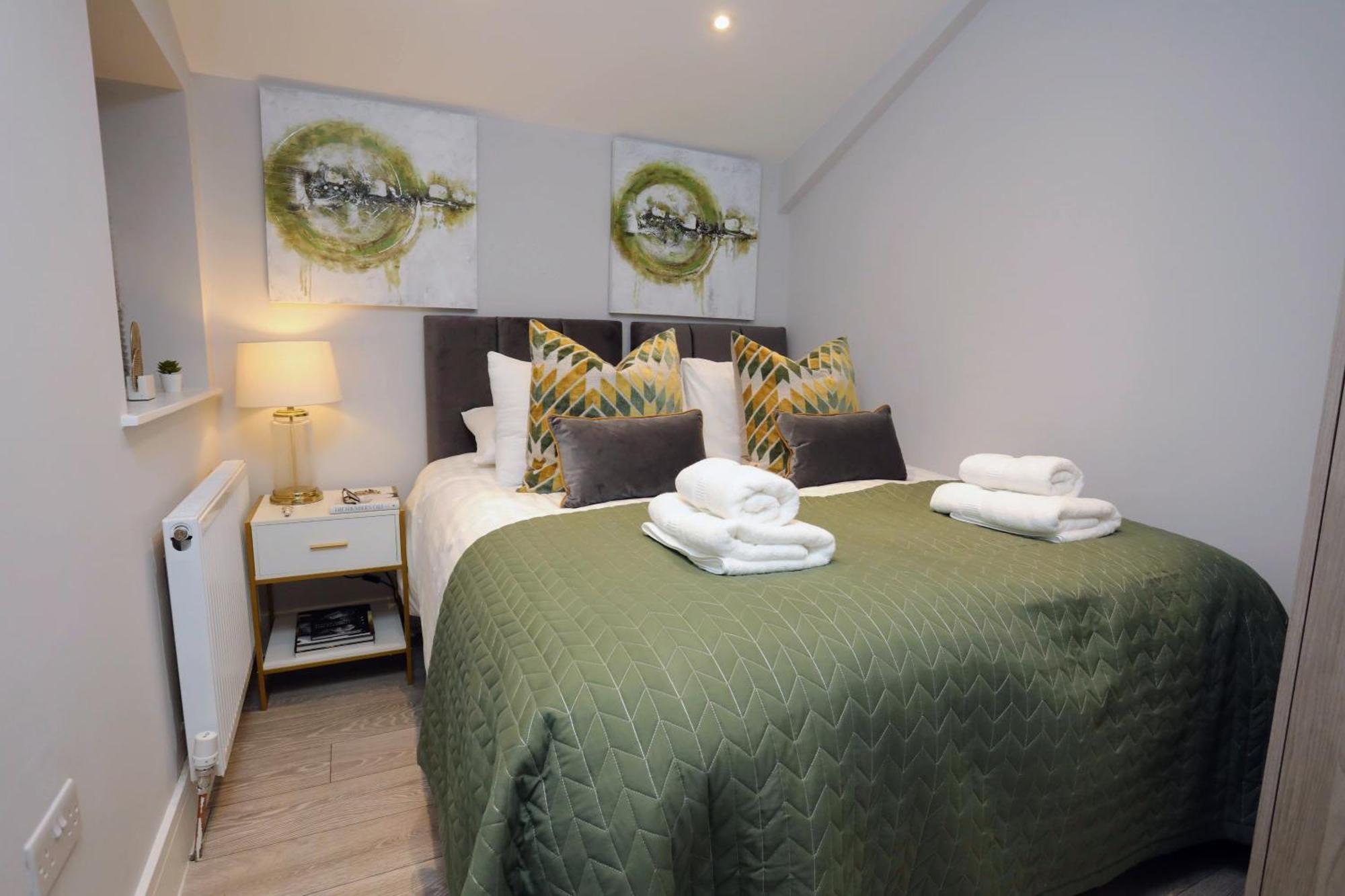 Aisiki Apartments At Stanhope Road, North Finchley, Airconditioned Multiple 2 Or 3-Bedroom, Pet-Friendly Duplex Flats, King Or Twin Beds, Airconditioned & Free Wi-Fi Kültér fotó