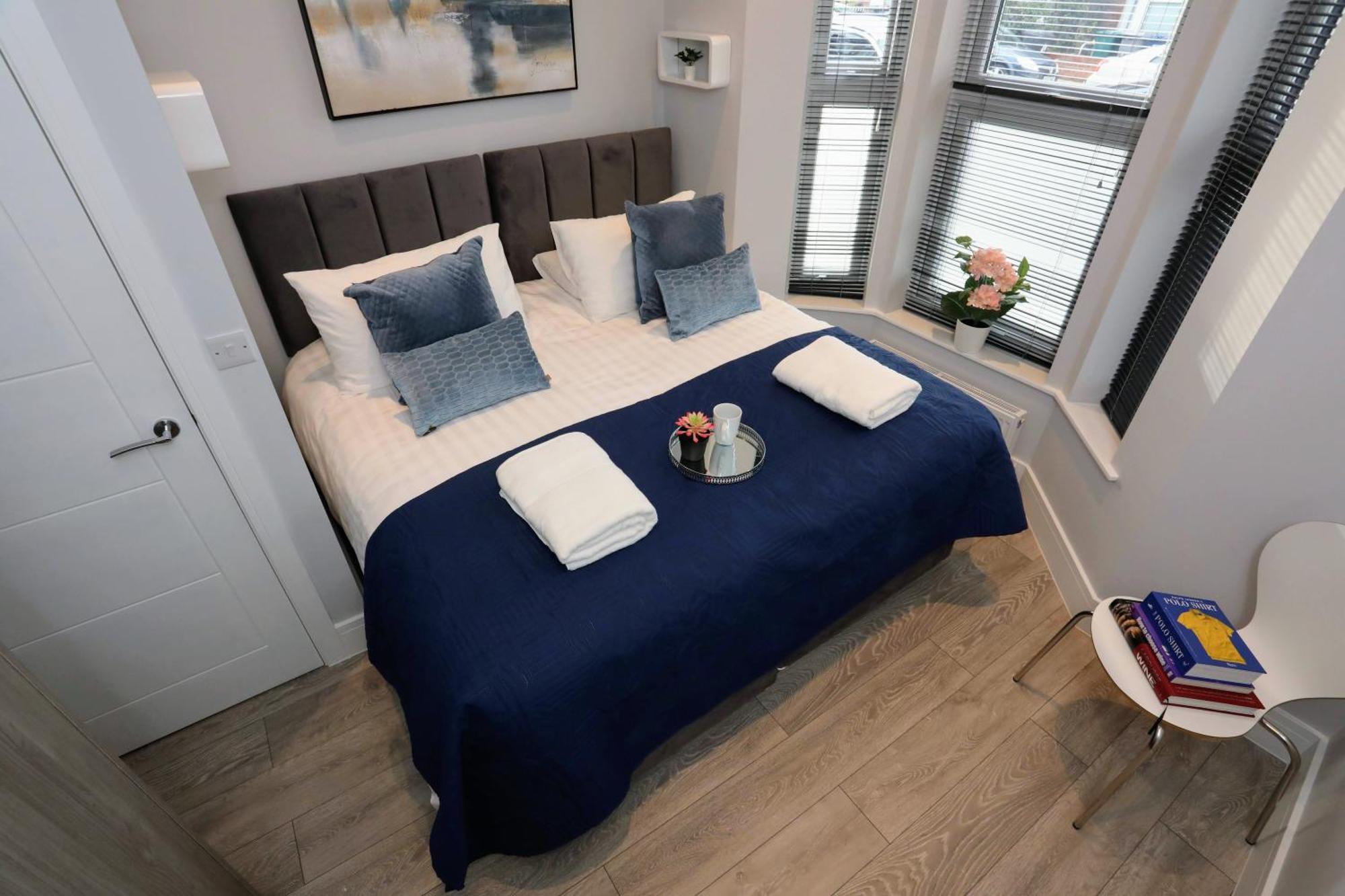 Aisiki Apartments At Stanhope Road, North Finchley, Airconditioned Multiple 2 Or 3-Bedroom, Pet-Friendly Duplex Flats, King Or Twin Beds, Airconditioned & Free Wi-Fi Kültér fotó