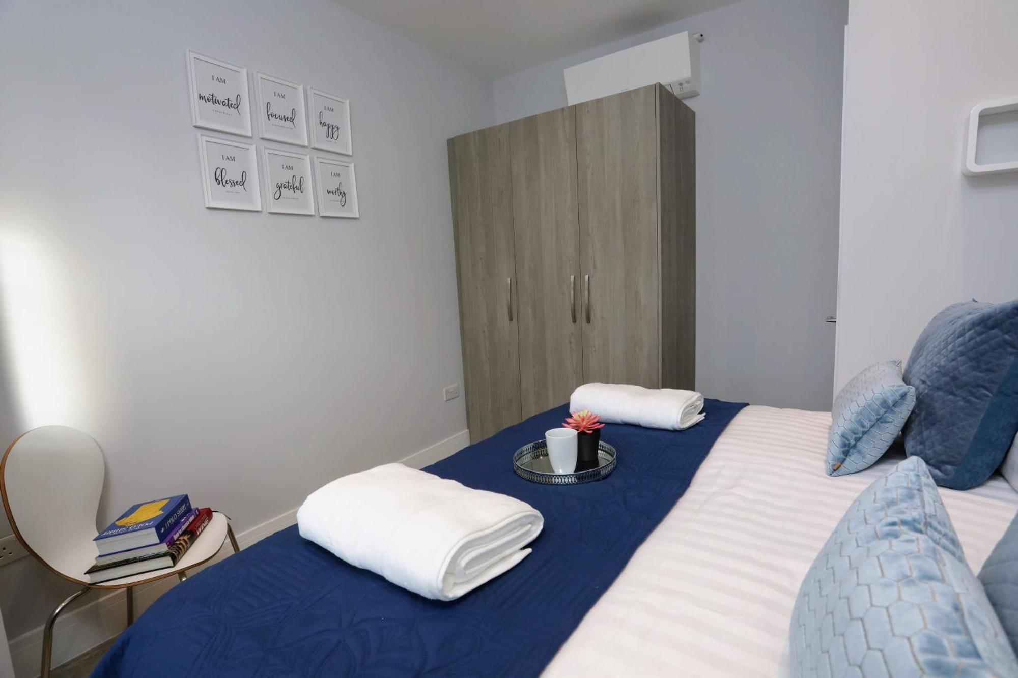 Aisiki Apartments At Stanhope Road, North Finchley, Airconditioned Multiple 2 Or 3-Bedroom, Pet-Friendly Duplex Flats, King Or Twin Beds, Airconditioned & Free Wi-Fi Kültér fotó
