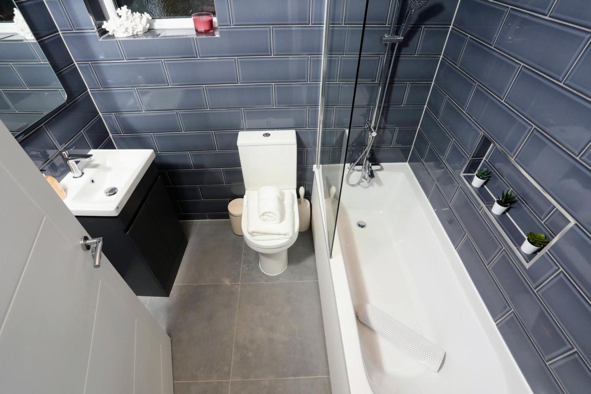 Aisiki Apartments At Stanhope Road, North Finchley, Airconditioned Multiple 2 Or 3-Bedroom, Pet-Friendly Duplex Flats, King Or Twin Beds, Airconditioned & Free Wi-Fi Kültér fotó