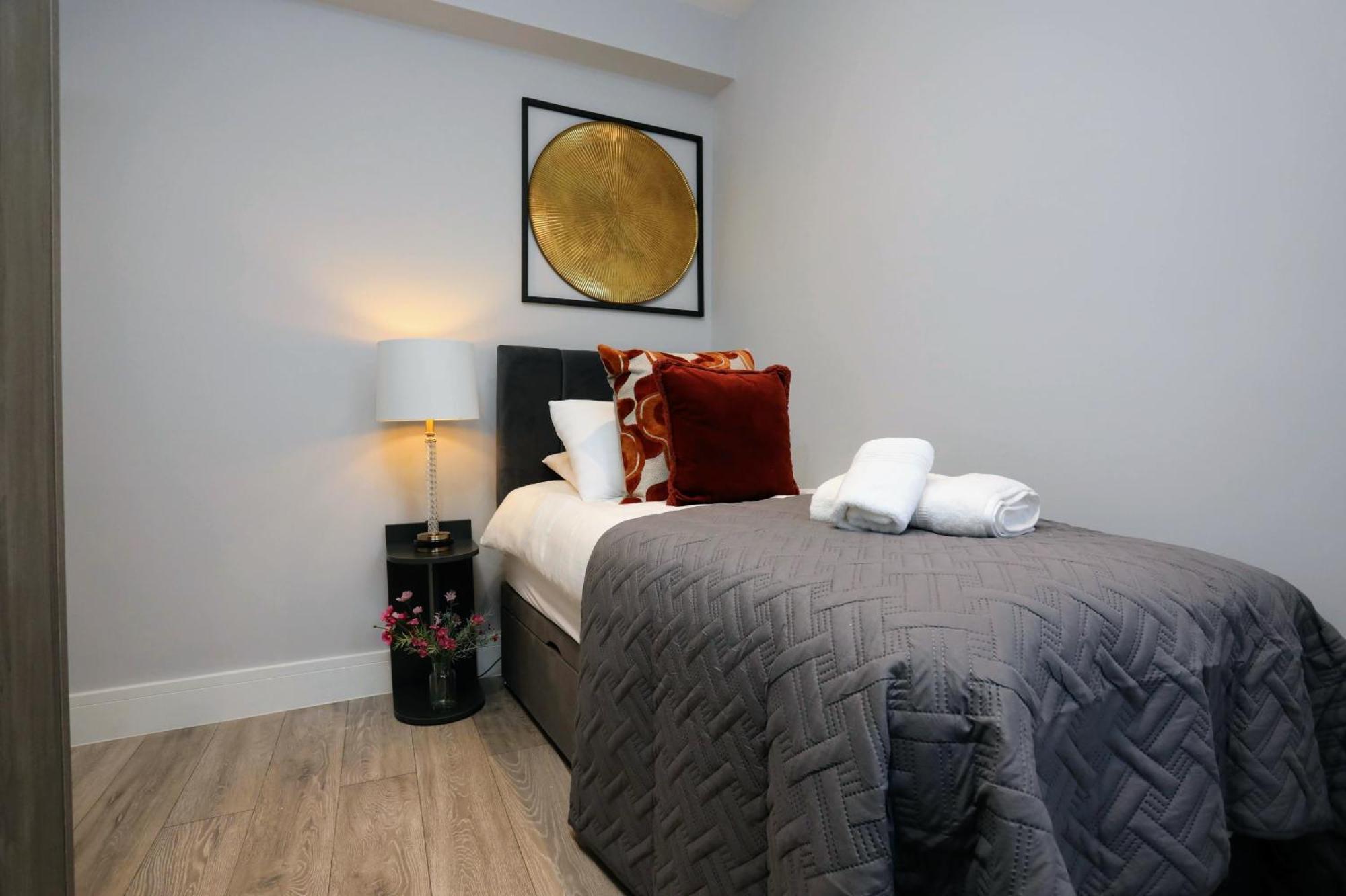 Aisiki Apartments At Stanhope Road, North Finchley, Airconditioned Multiple 2 Or 3-Bedroom, Pet-Friendly Duplex Flats, King Or Twin Beds, Airconditioned & Free Wi-Fi Kültér fotó