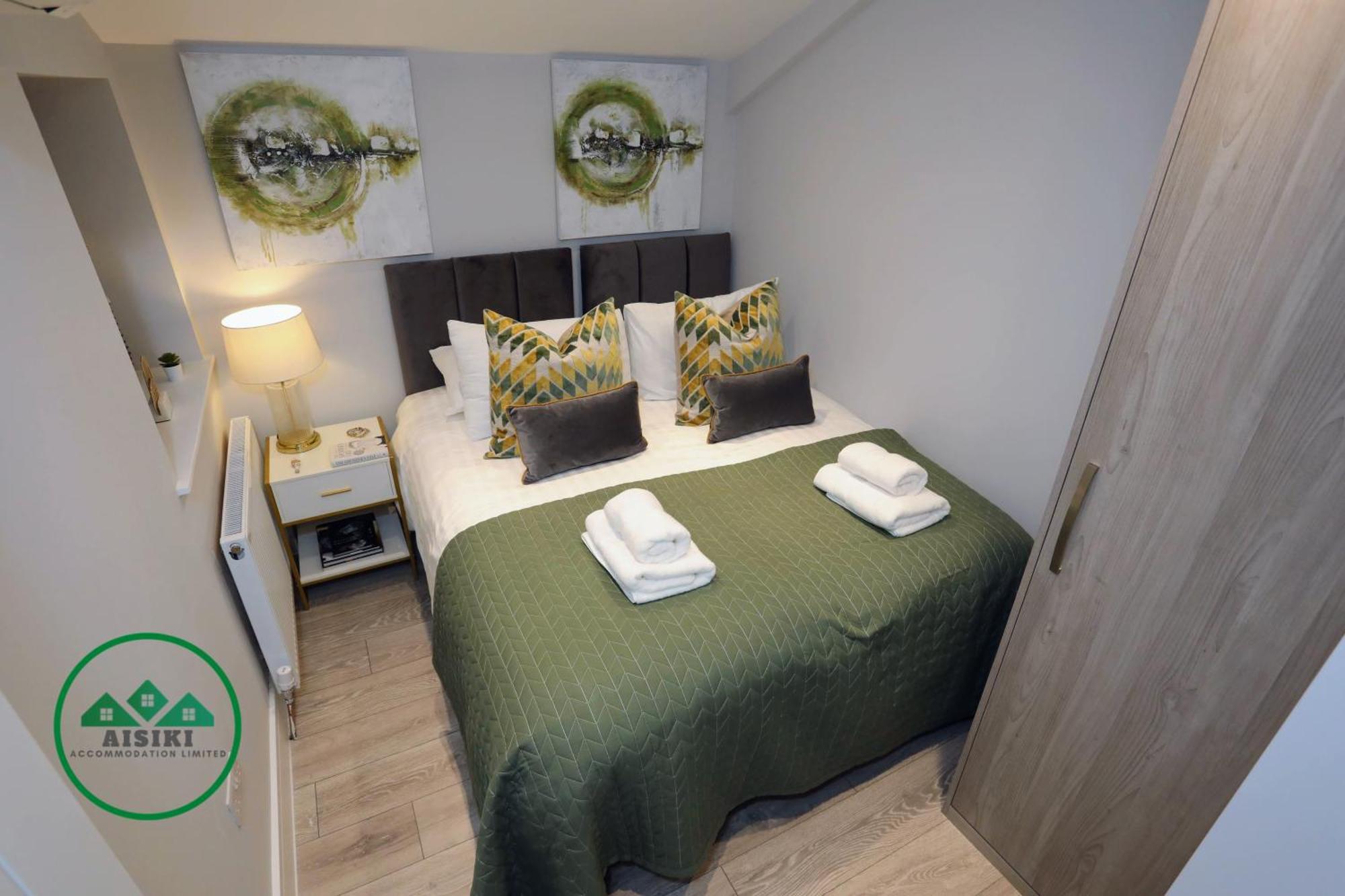Aisiki Apartments At Stanhope Road, North Finchley, Airconditioned Multiple 2 Or 3-Bedroom, Pet-Friendly Duplex Flats, King Or Twin Beds, Airconditioned & Free Wi-Fi Kültér fotó